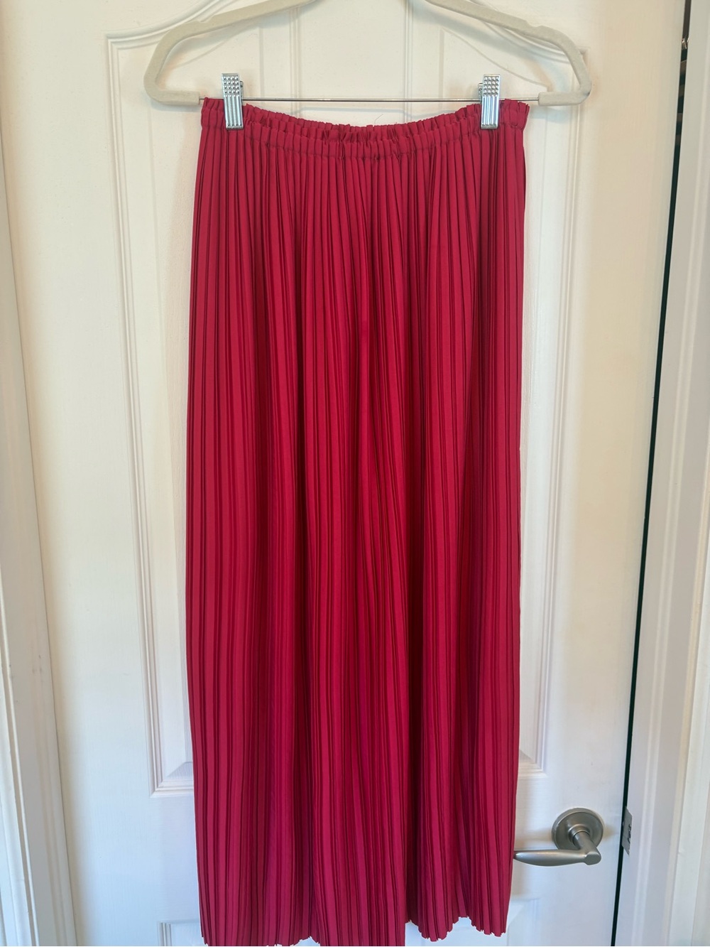 Banana Republic Pleated Maxi Skirt – Bright Pink – Size Small